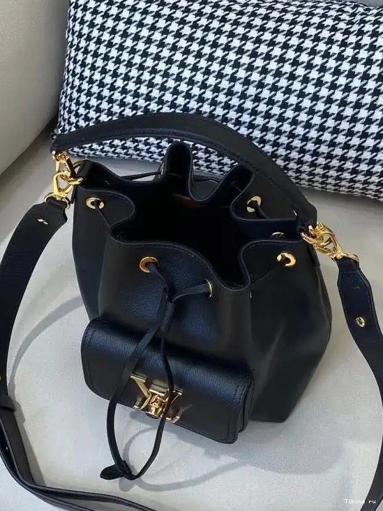 Cheap LOCKME BUCKET LOUIS VUITTON 0506